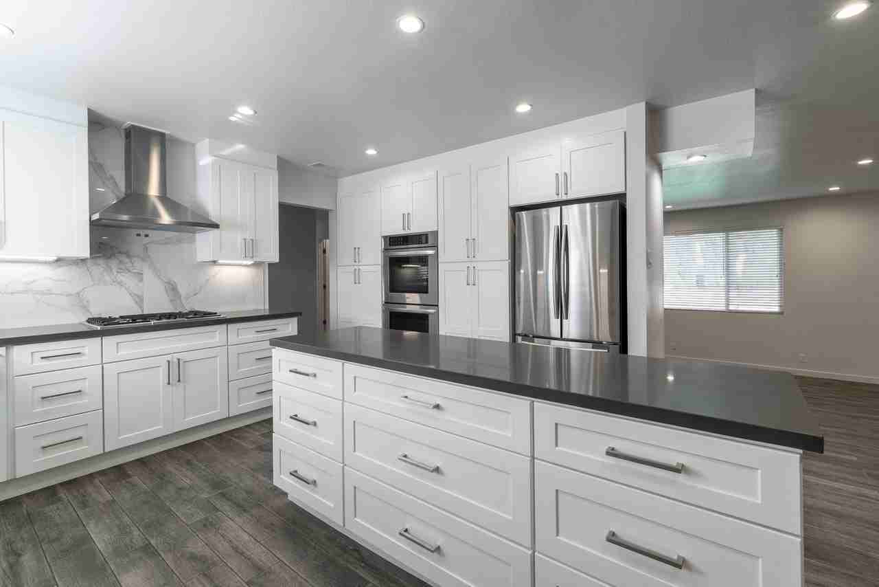 129 E Loop Dr - Photo 6 of 20