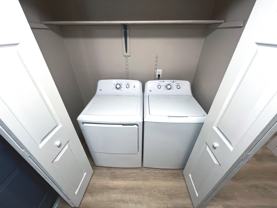 706 Browning Avenue South - Photo 1 of 1