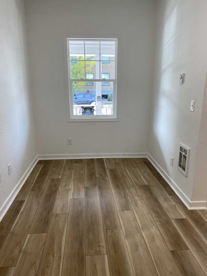 705 Martin Luther King Junior Way Unit B - Photo 3 of 11