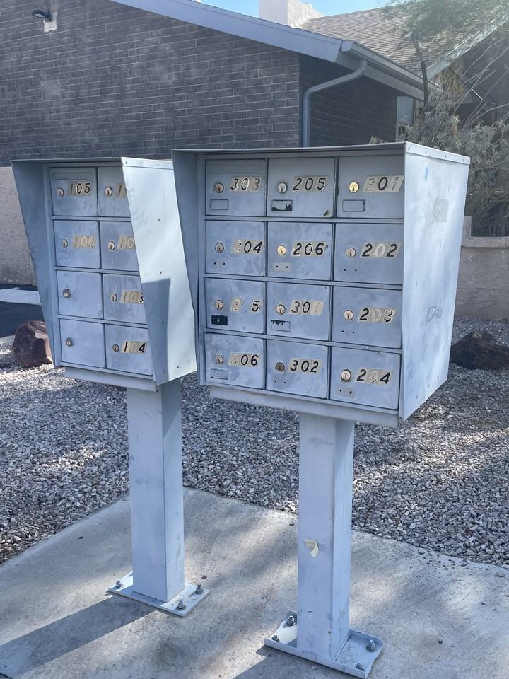 Mountain View Apartments - Photo 3 of 40