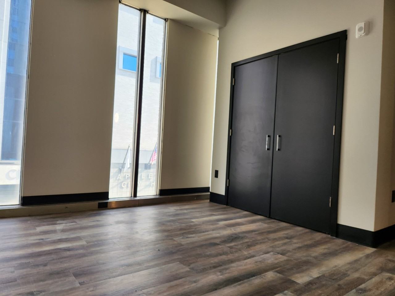 200 W College Ave - Photo 7 of 43