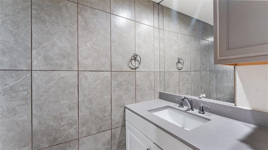 424 E Velma Ave - Photo 7 of 14