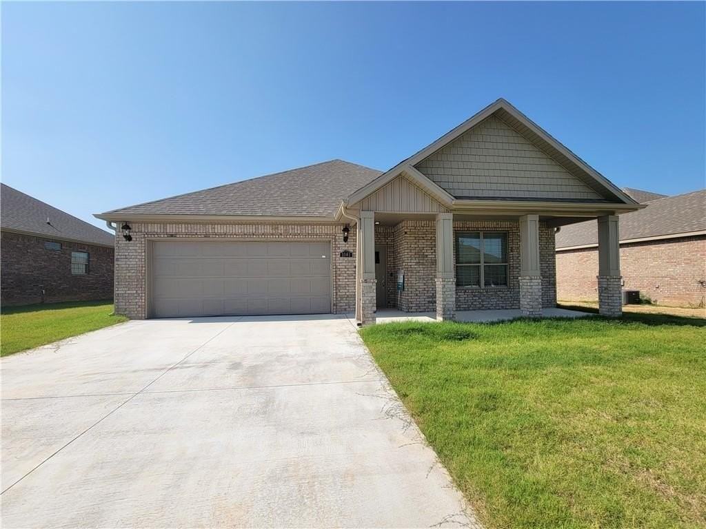 1041 Skyline Loop - Photo 2 of 21