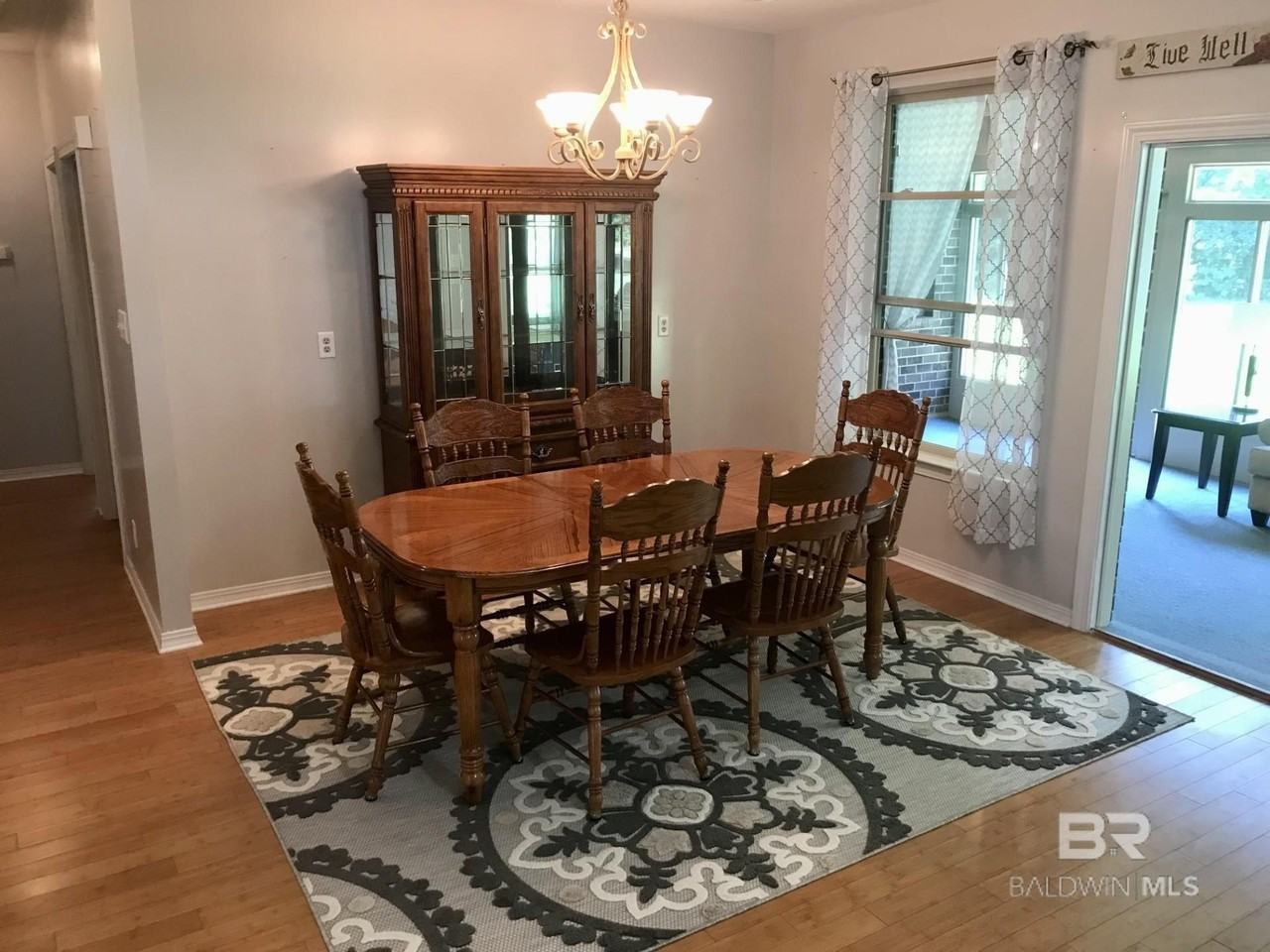 10733 Aspinwall Rd - Photo 4 of 25