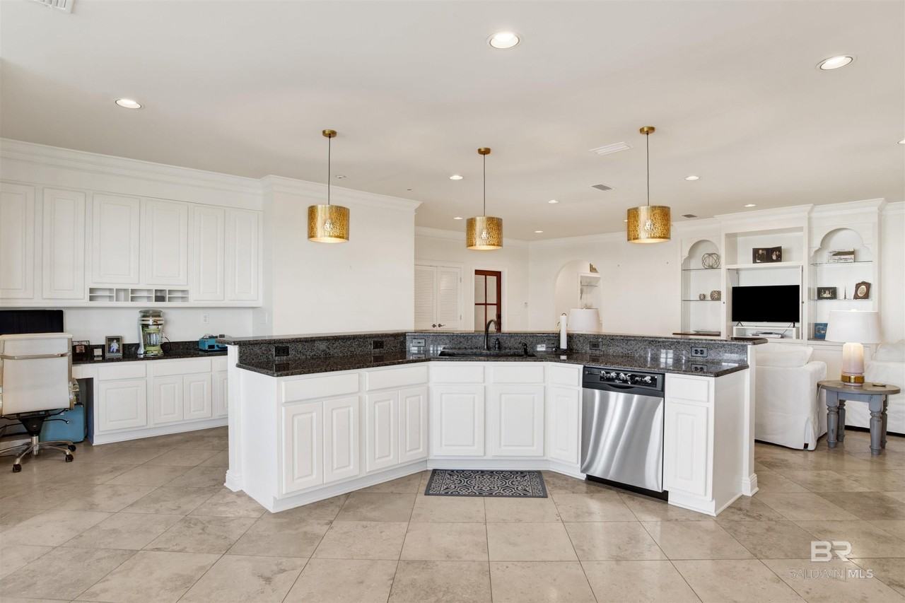 16 Market Street - Photo 6 of 15