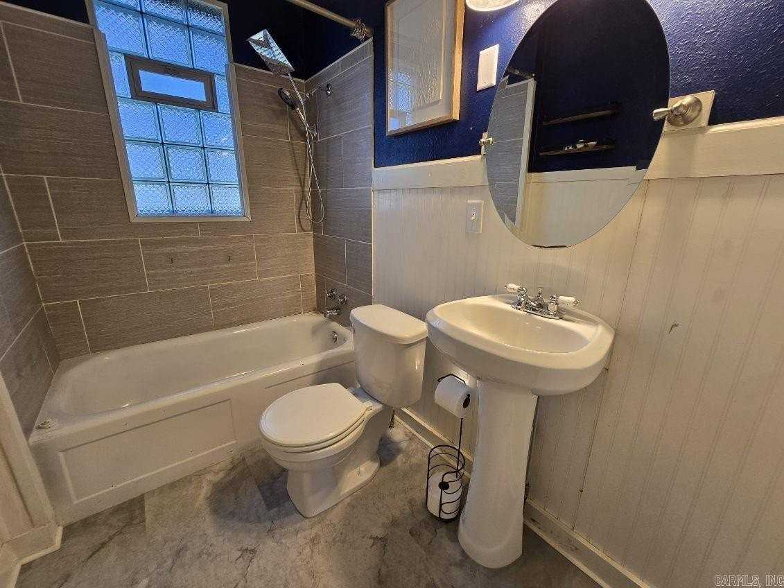 501 Booker St - Photo 7 of 8