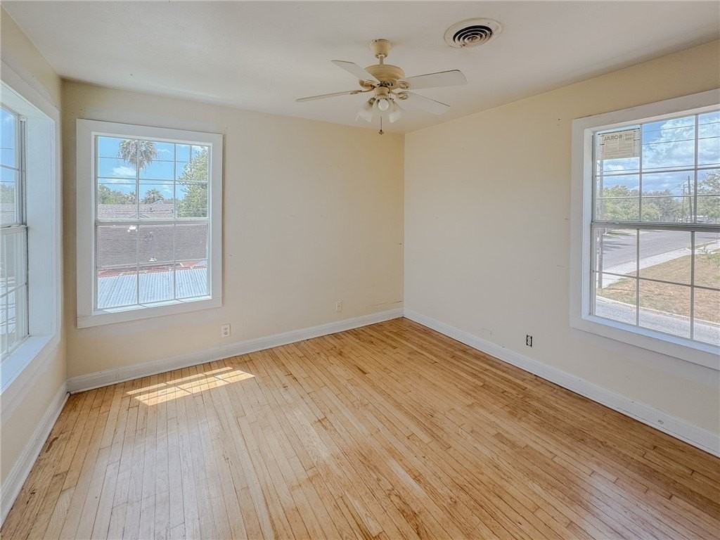 341 Sunset Ave Unit B #B - Photo 5 of 8