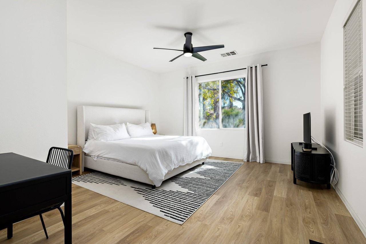 82223 Travolta Ave - Photo 7 of 16