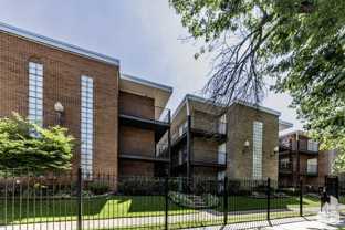 4547 N Dover St - Photo 1 of 1