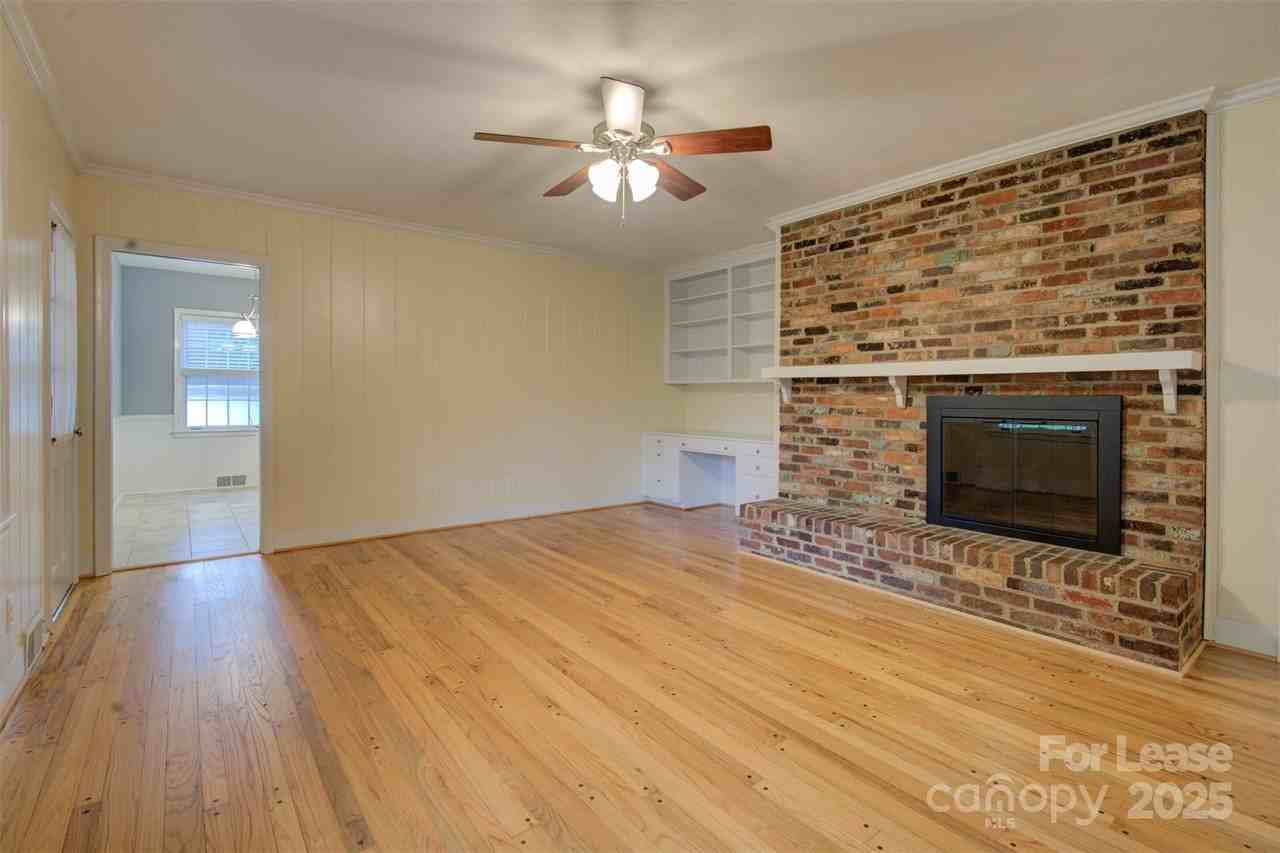4901 Gaynor Road - Photo 6 of 25