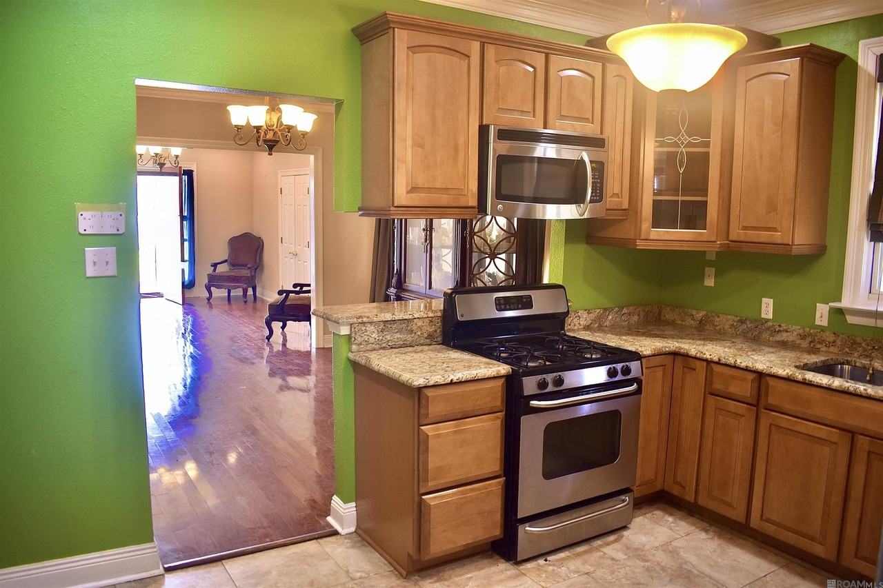 9129 Nelson St - Photo 5 of 12