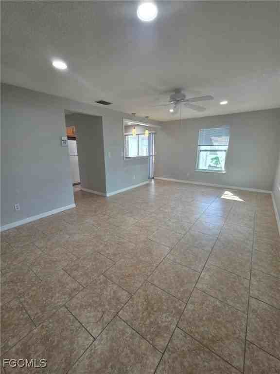 51 Tangerine Ct - Photo 3 of 14