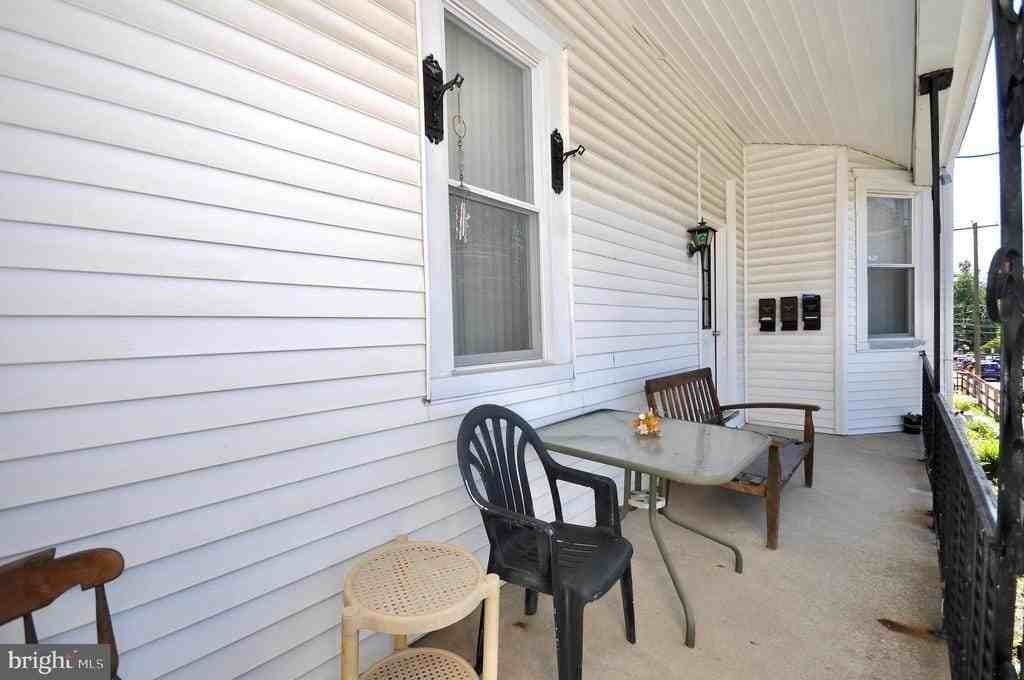 223 Ryers Ave #2REAR - Photo 5 of 25