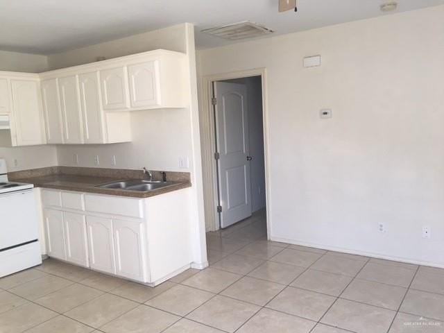 401 N Rockport St - Photo 6 of 11