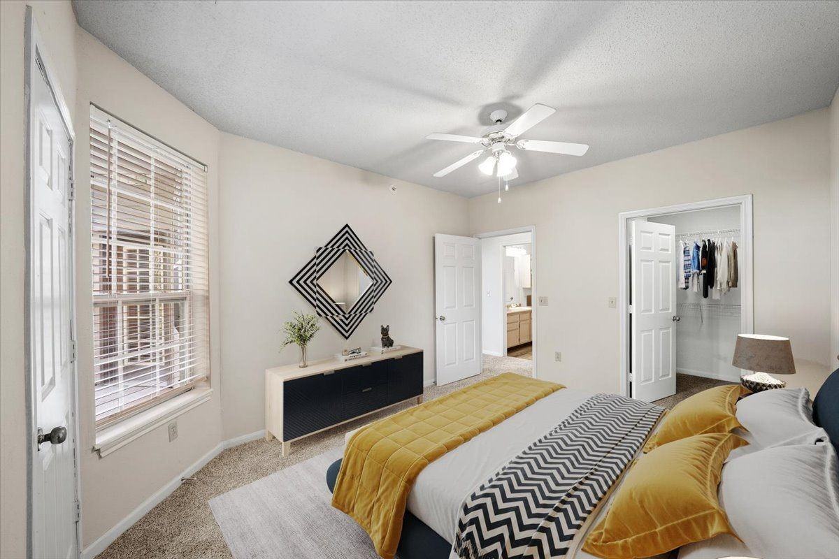 The Claremont Apartment Homes - Photo 7 of 34