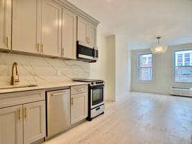 310 Madison St #2R - Photo 1 of 1