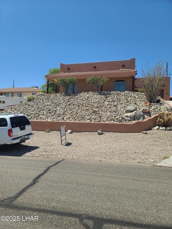 3341 Dune Dr - Photo 2 of 48