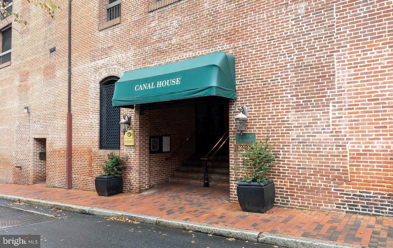 3225 Grace Street Northwest - Photo 3 of 24