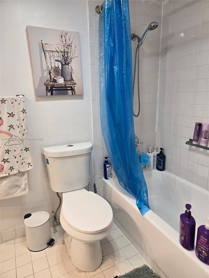 901 Hillcrest Dr #501 - Photo 4 of 9