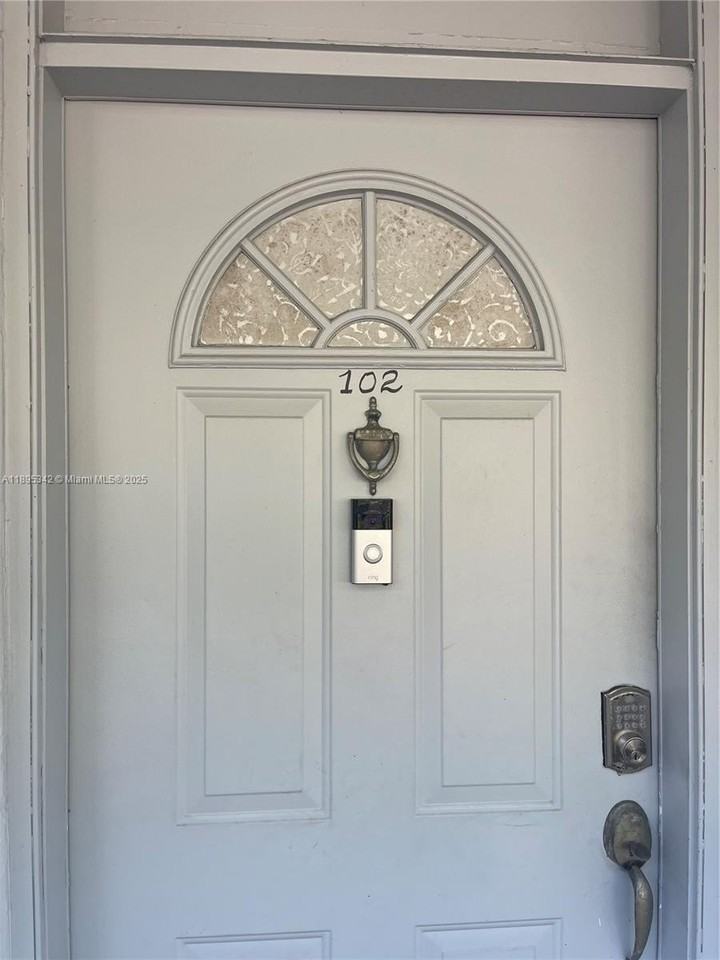 3750 Ne 169th St #102 - Photo 3 of 7