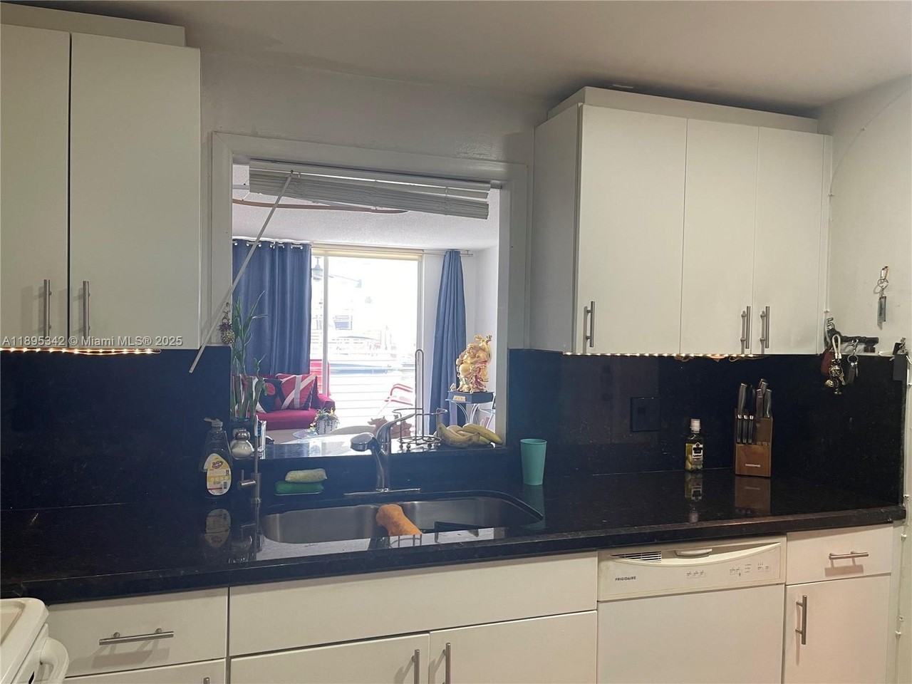 3750 Ne 169th St #102 - Photo 6 of 7