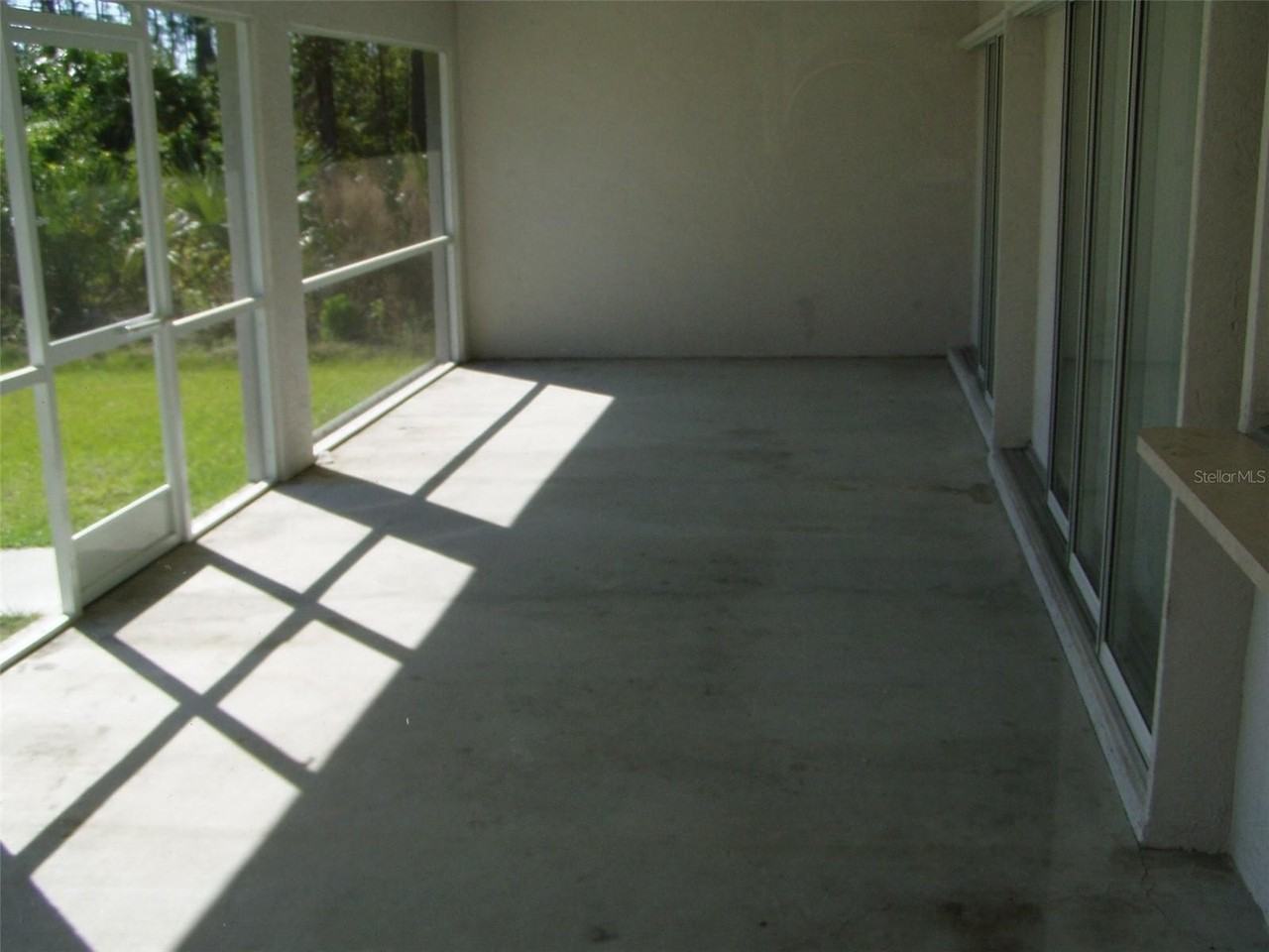 1550 Abalom St - Photo 3 of 3