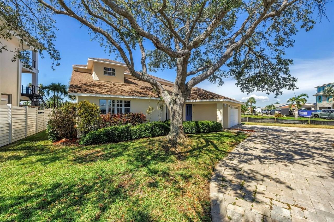 17601 Sterling Ter - Photo 4 of 50