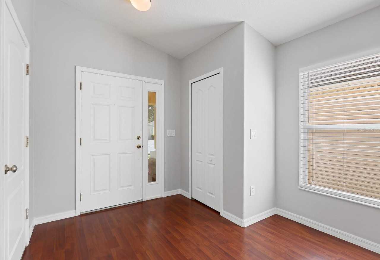 7538 Maroon Peak Drive - Photo 4 of 29