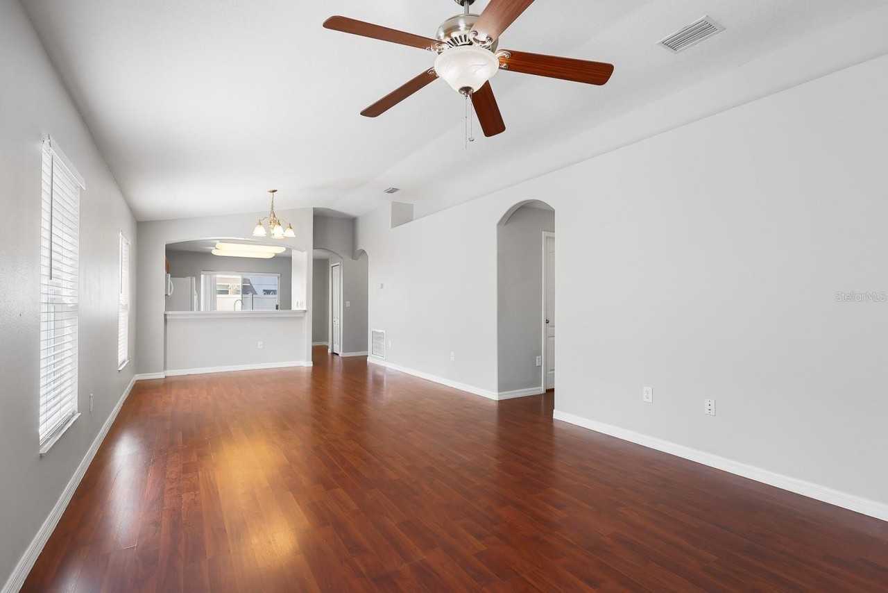 7538 Maroon Peak Drive - Photo 5 of 29