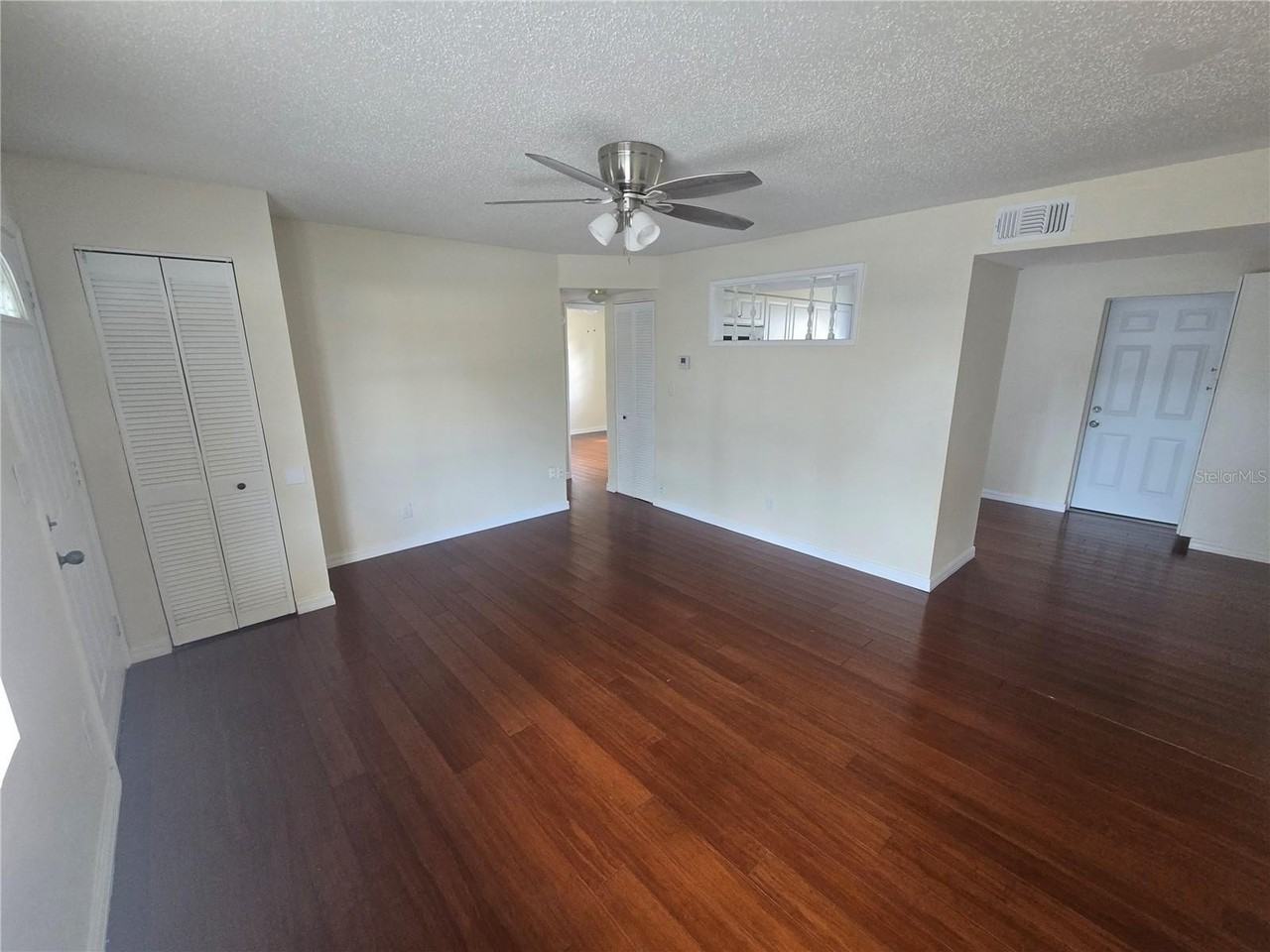 7401 36th Avenue North - Photo 5 of 24