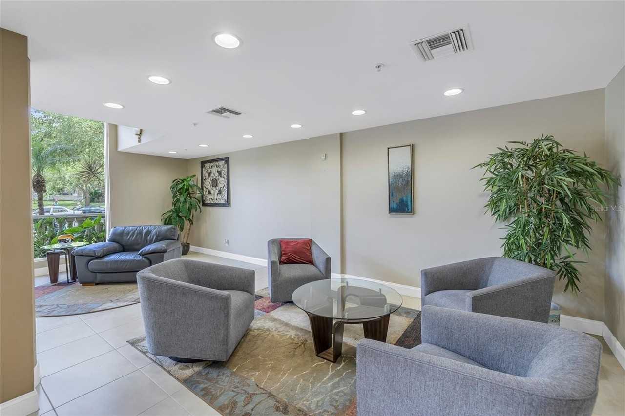 750 4th Ave S #401H - Photo 3 of 44