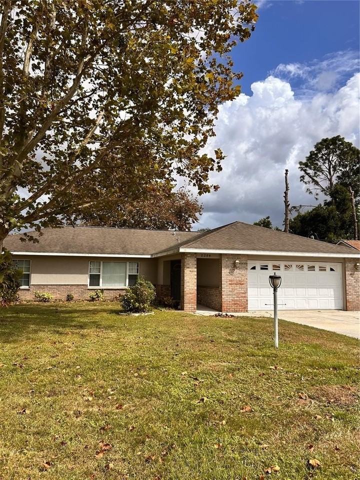 2284 Champlain Avenue - Photo 2 of 28