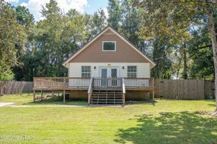 1076R Lilinoe Way - Photo 1 of 1