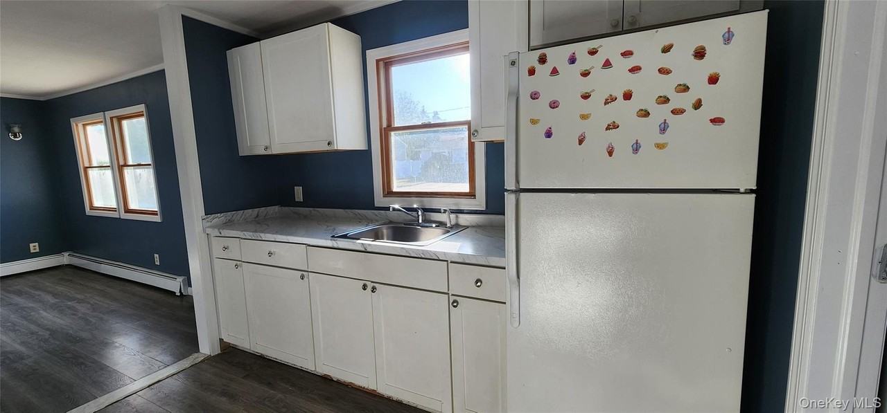 15 Hollywood Dr - Photo 4 of 16