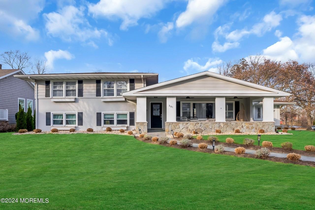 201 Buttermere Ave - Photo 2 of 39