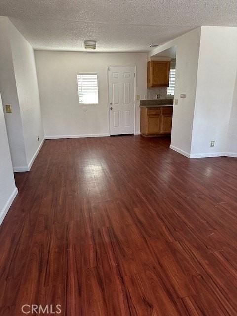 20289 Thunderbird Rd - Photo 2 of 8