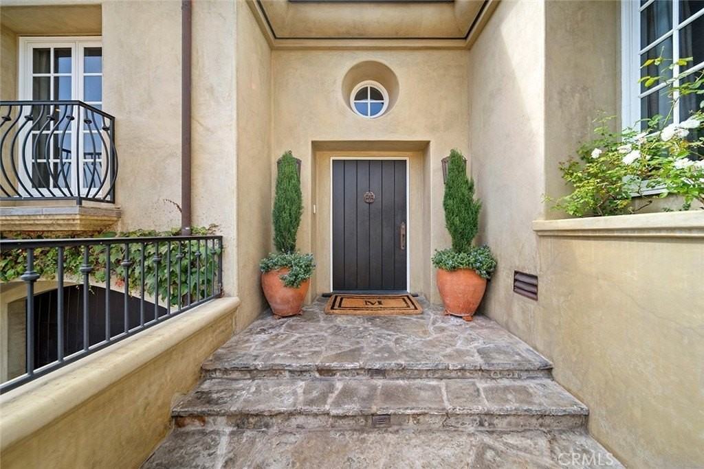 839 Emerald Bay - Photo 3 of 50