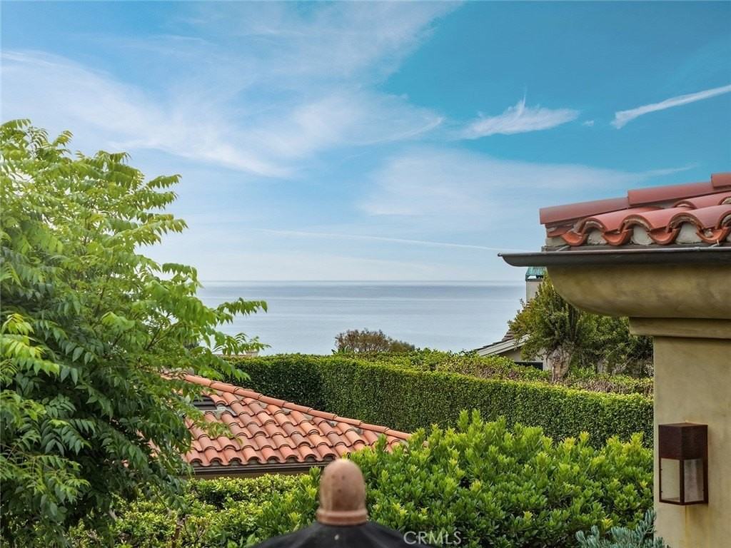 839 Emerald Bay - Photo 4 of 50