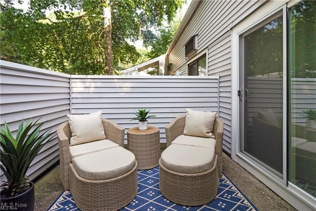 1597 Cedarwood Dr Apt F #F - Photo 2 of 18