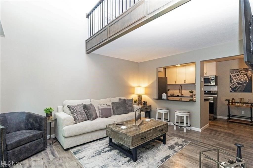 1597 Cedarwood Dr Apt F #F - Photo 6 of 18