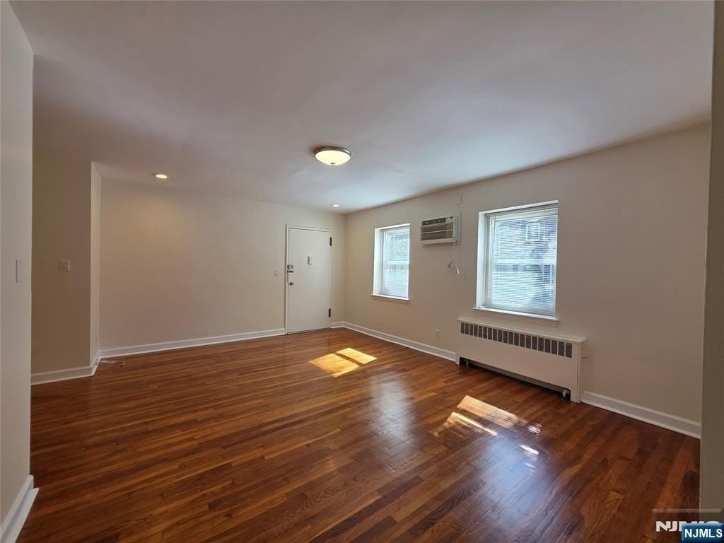 245 Johnson Ave Apt K1 - Photo 4 of 15