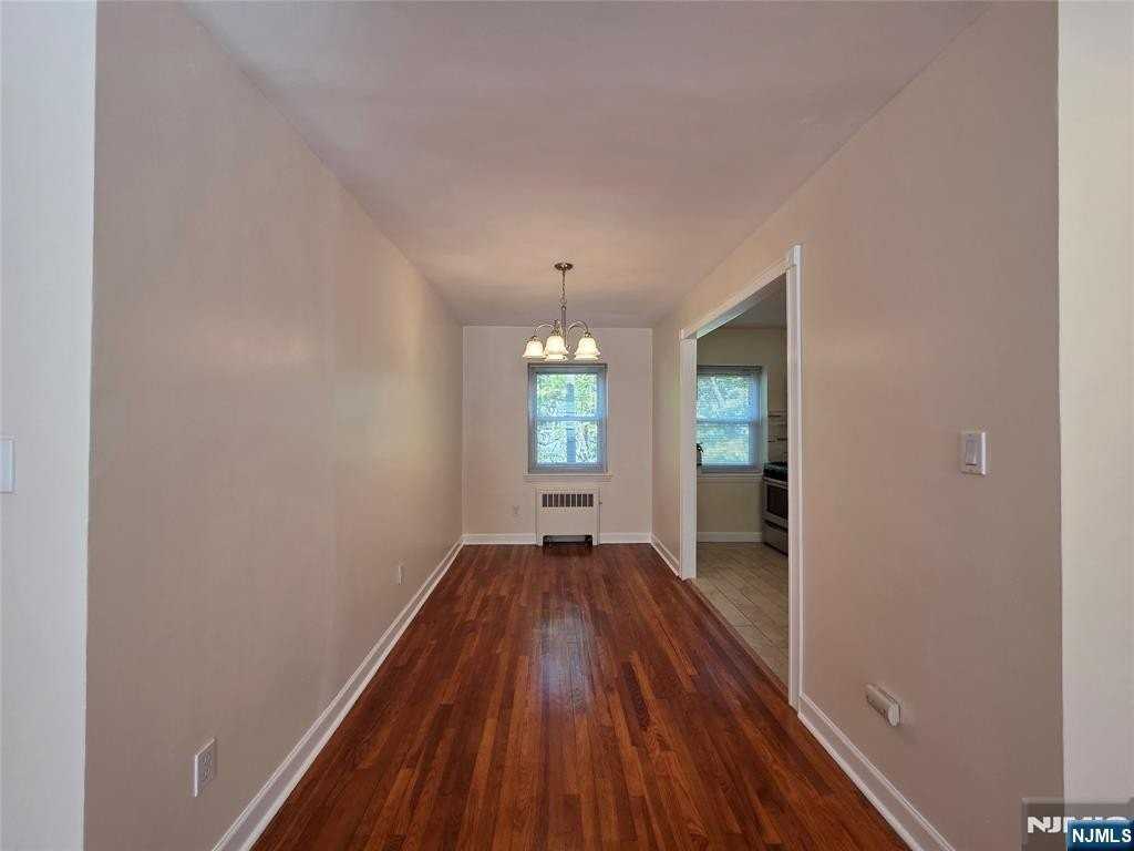 245 Johnson Ave Apt K1 - Photo 5 of 15