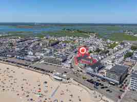 featured image of 6 Ashworth Ave #15