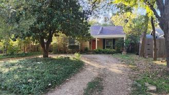 9239 E Lake Highlands Dr - Photo 1 of 1