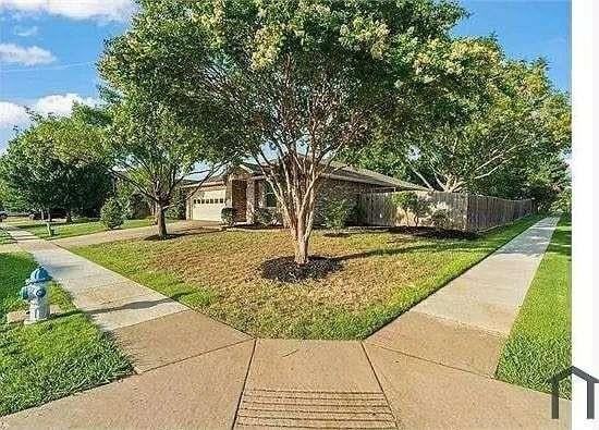 1665 Stonehaven Pl - Photo 2 of 21