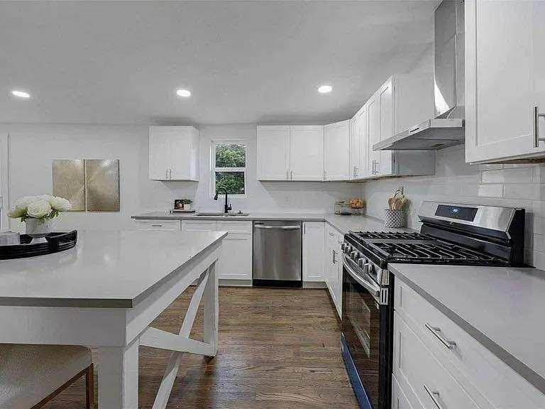 10913 Joaquin Dr - Photo 5 of 20