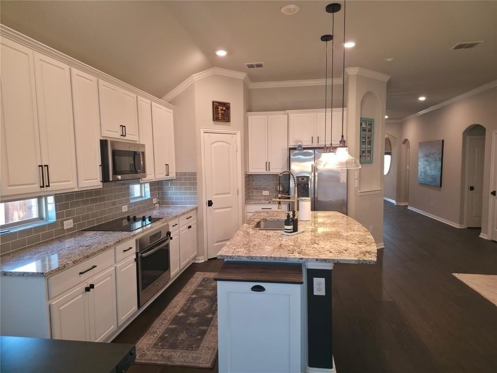 12009 Fairbanks Ct - Photo 6 of 7