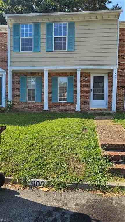 908 Ketch Ct - Photo 2 of 19