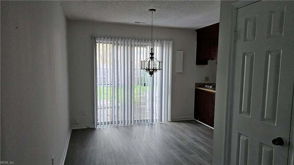 908 Ketch Ct - Photo 3 of 19