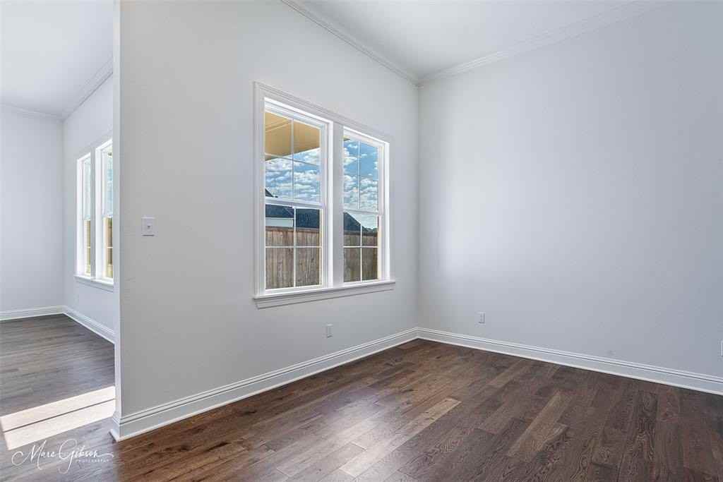 9843 Canebrake Ln - Photo 5 of 20